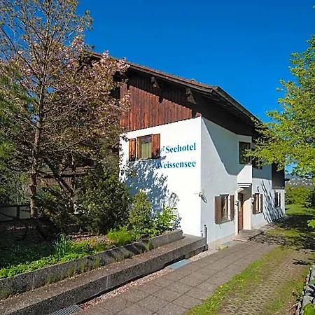 Seehotel Weissensee Готель